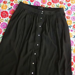 Black flowy midi skirt